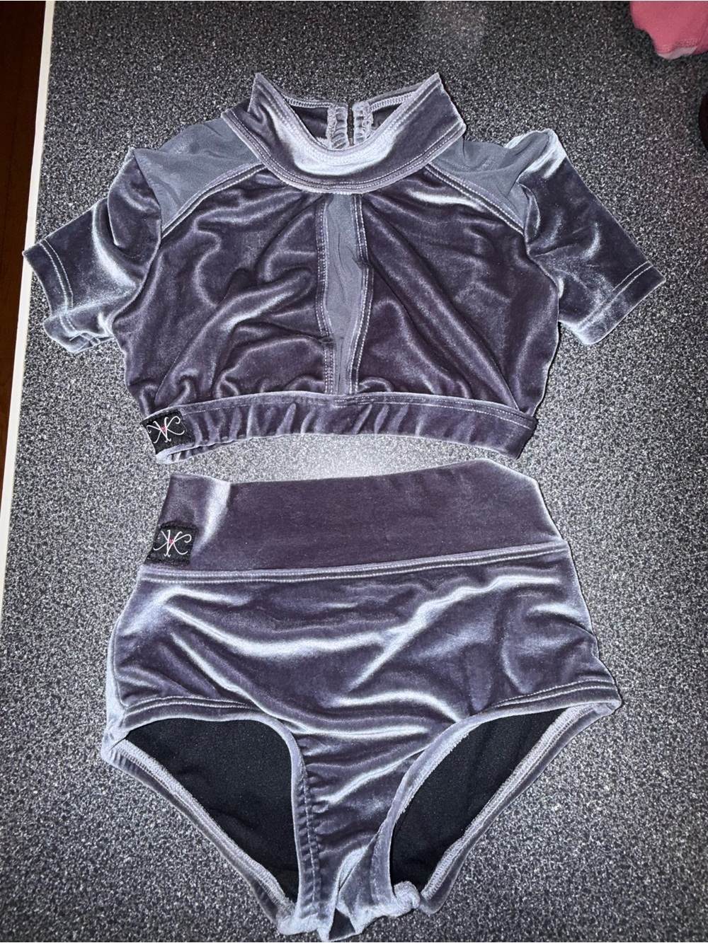 Velvet Crop Top & High-Waist Dance Shorts Set - CL (7/8)